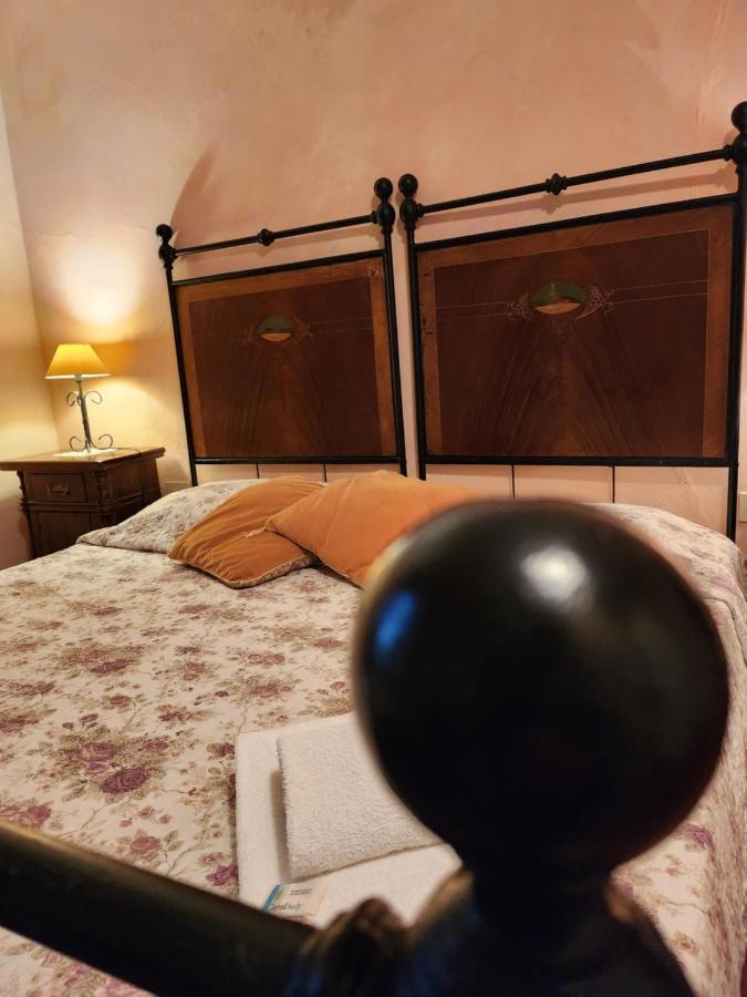 Il Giuggiolo - La Collina Della Quiete Bed & Breakfast Certaldo Eksteriør bilde