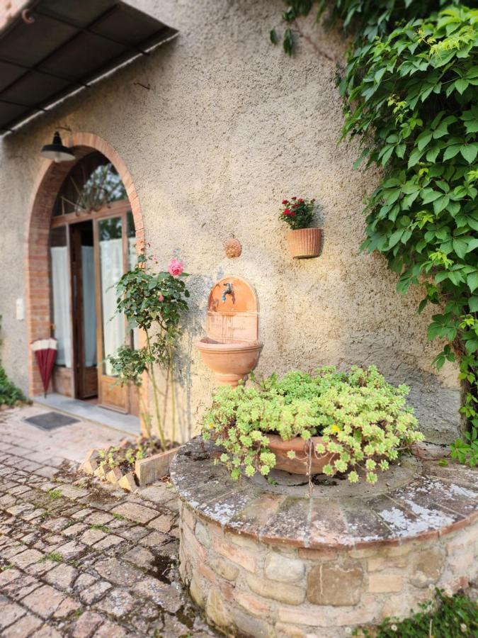 Il Giuggiolo - La Collina Della Quiete Bed & Breakfast Certaldo Eksteriør bilde
