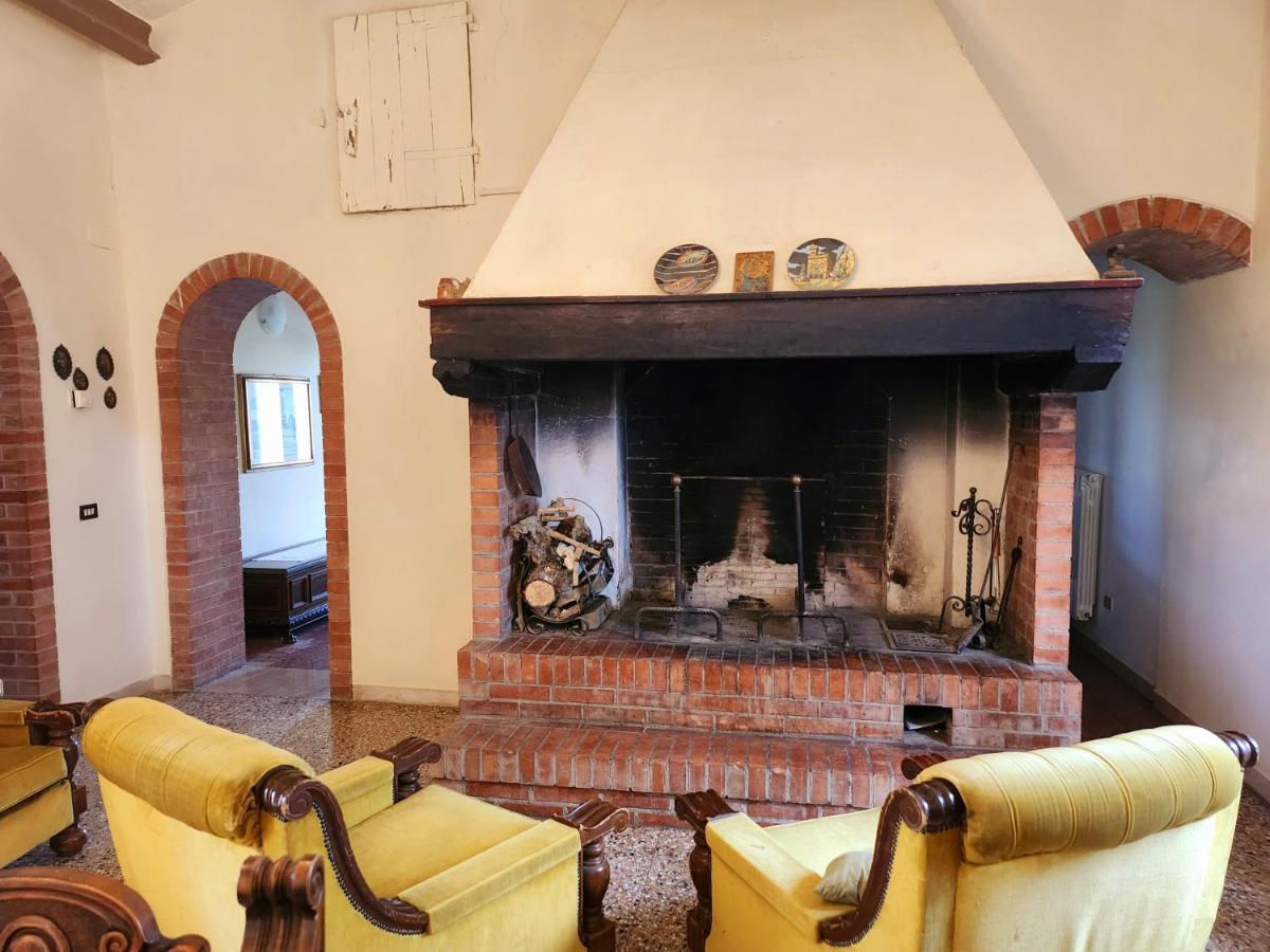 Il Giuggiolo - La Collina Della Quiete Bed & Breakfast Certaldo Eksteriør bilde